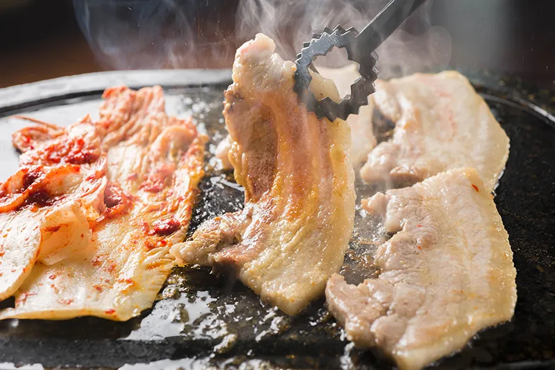 九州の恵みを生かしたお肉をご提供